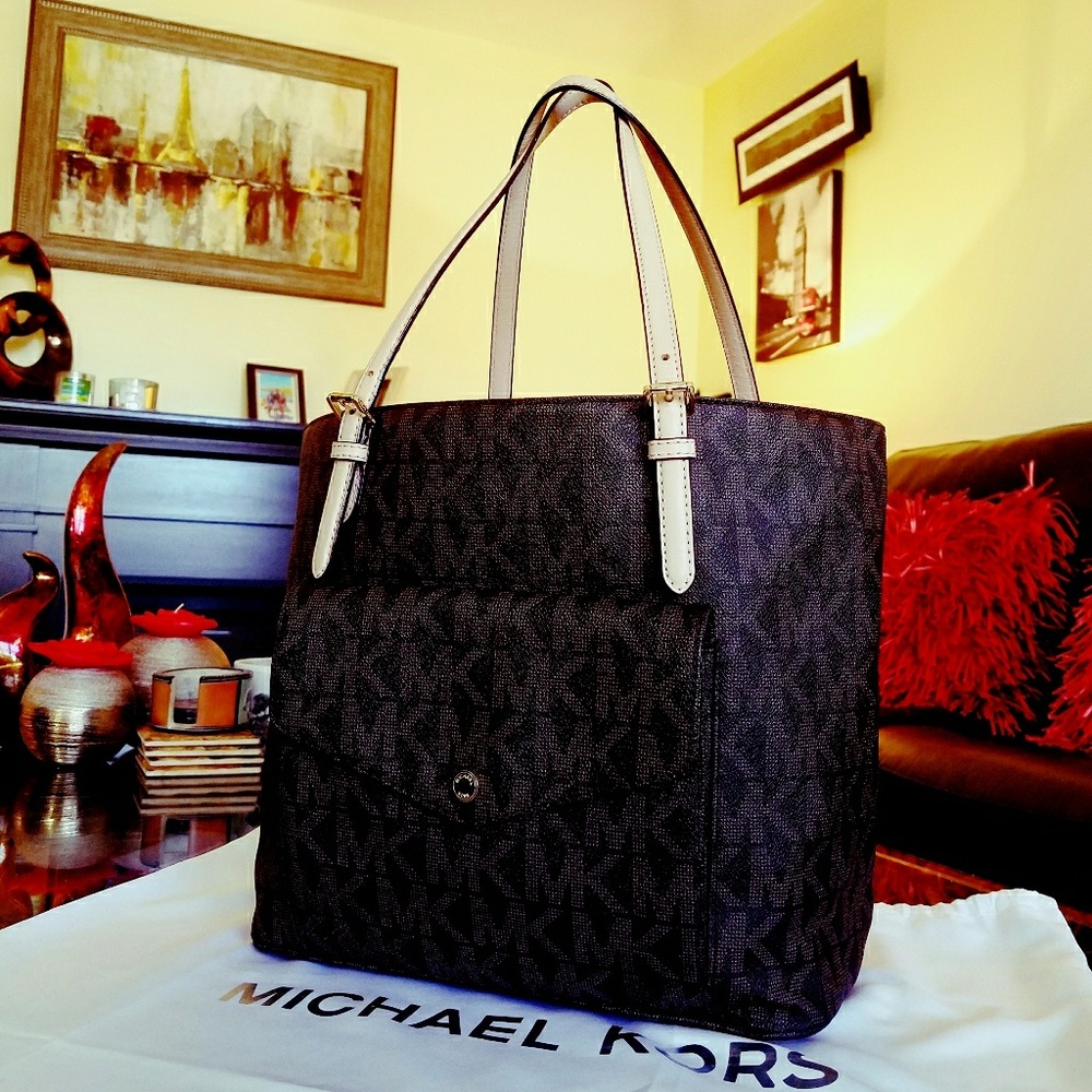Michael kors jetset snap pocket tote